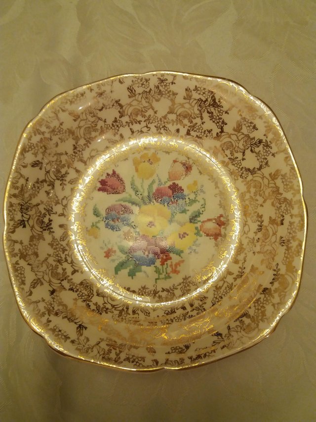 Image 2 of Fruit Bowl made in England by H&K Tunstall