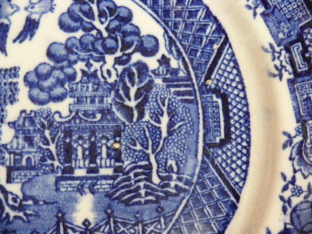 Preview of the first image of Willow pattern plate.