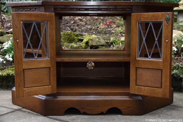 Image 17 of AN OLD CHARM LIGHT OAK CORNER TV DVD CD CABINET STAND TABLE