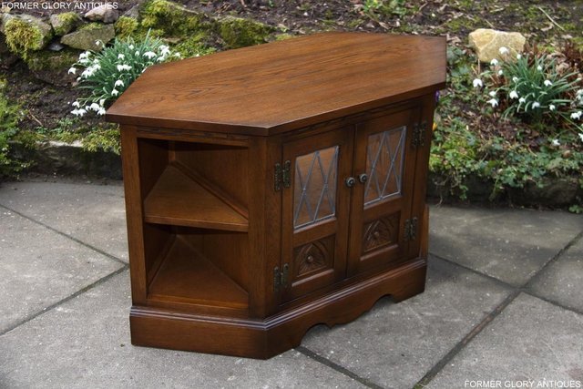 Image 106 of AN OLD CHARM LIGHT OAK CORNER TV DVD CD CABINET STAND TABLE