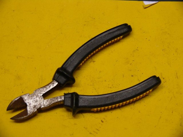 Image 3 of Vintage ++Pair of Side Cutters