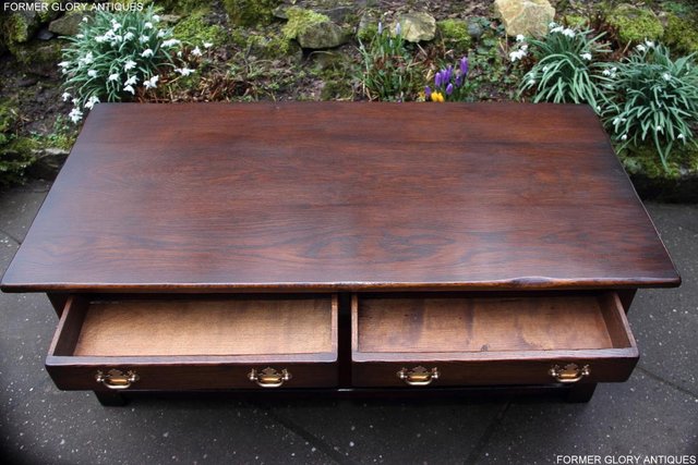 Image 8 of TITCHMARSH & GOODWIN STYLE OAK TWO DRAWER COFFEE TEA TABLE