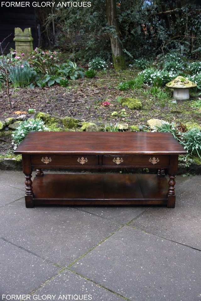 Image 37 of TITCHMARSH & GOODWIN STYLE OAK TWO DRAWER COFFEE TEA TABLE