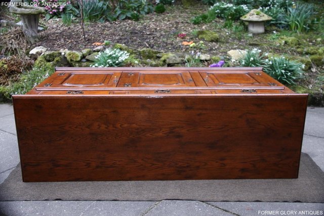 Image 34 of TITCHMARSH & GOODWIN STYLE DRESSER BASE SIDEBOARD HALL TABLE