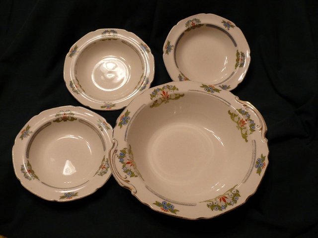 Preview of the first image of Vintage ++ Dessert dishes and matching bowl.