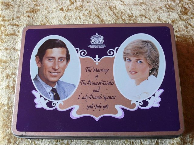 Preview of the first image of Prince Charles and Lady Diana Milk Tray Tin.