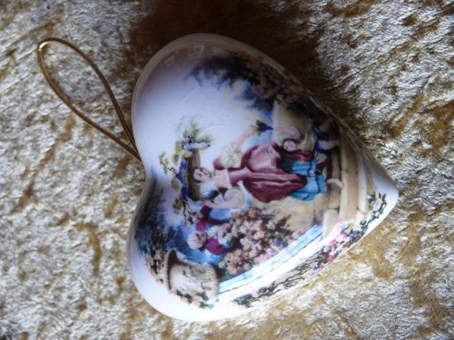 Preview of the first image of Pot Pourri Pomander Heart shaped.
