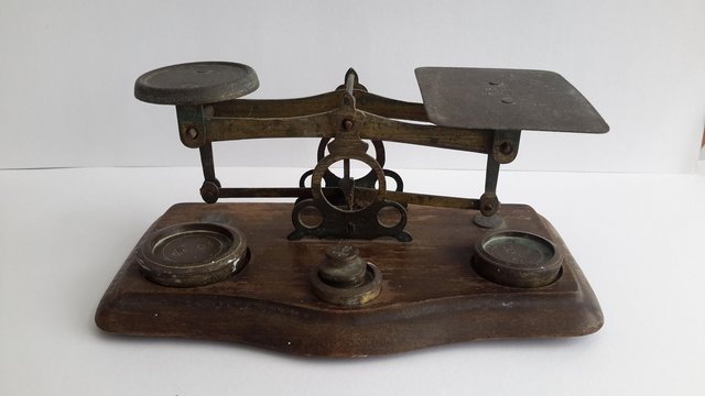 Preview of the first image of Antique letter scales. Made in England.