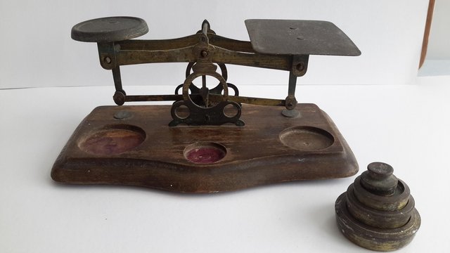 Image 2 of Antique letter scales. Made in England