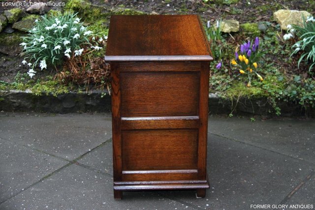 Image 7 of TITCHMARSH & GOODWIN OAK BEDSIDE CABINET TABLE STAND UNIT