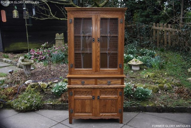 Preview of the first image of OLD CHARM VINTAGE OAK DISPLAY CABINET SIDEBOARD DRESSER UNIT.