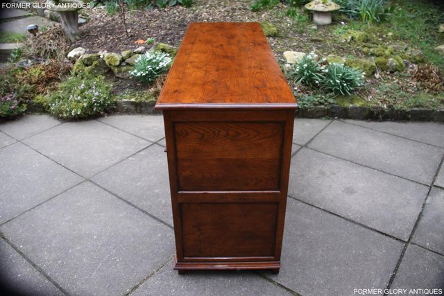 Image 50 of TITCHMARSH & GOODWIN STYLE DRESSER BASE SIDEBOARD HALL TABLE
