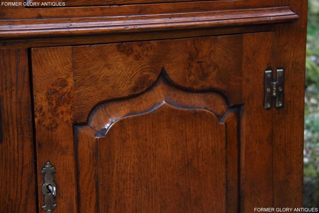Image 62 of TITCHMARSH & GOODWIN STYLE DRESSER BASE SIDEBOARD HALL TABLE