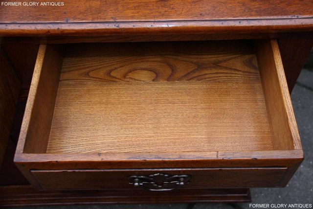 Image 74 of TITCHMARSH & GOODWIN STYLE DRESSER BASE SIDEBOARD HALL TABLE