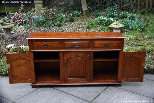 Image 79 of TITCHMARSH & GOODWIN STYLE DRESSER BASE SIDEBOARD HALL TABLE
