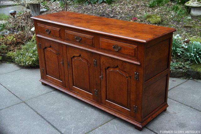 Image 101 of TITCHMARSH & GOODWIN STYLE DRESSER BASE SIDEBOARD HALL TABLE