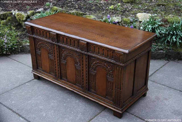 Image 3 of TITCHMARSH AND GOODWIN CARVED OAK BLANKET CHEST BOX COFFER