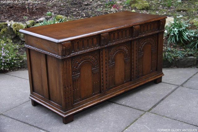 Image 15 of TITCHMARSH AND GOODWIN CARVED OAK BLANKET CHEST BOX COFFER