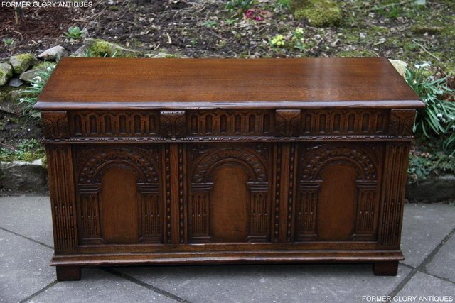 Image 44 of TITCHMARSH AND GOODWIN CARVED OAK BLANKET CHEST BOX COFFER