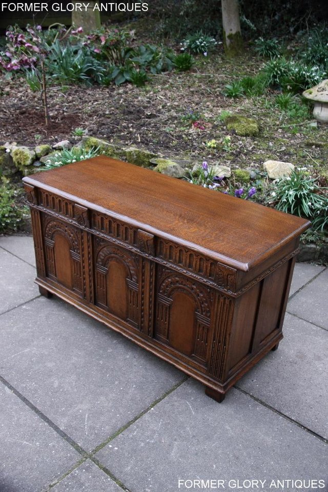 Image 45 of TITCHMARSH AND GOODWIN CARVED OAK BLANKET CHEST BOX COFFER