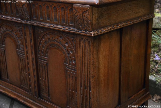 Image 92 of TITCHMARSH AND GOODWIN CARVED OAK BLANKET CHEST BOX COFFER