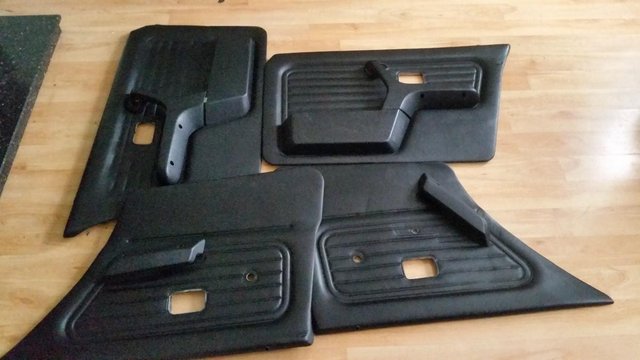 Preview of the first image of E30 BMW 320i -325i 4dr- LEATHER DOOR CARDS.