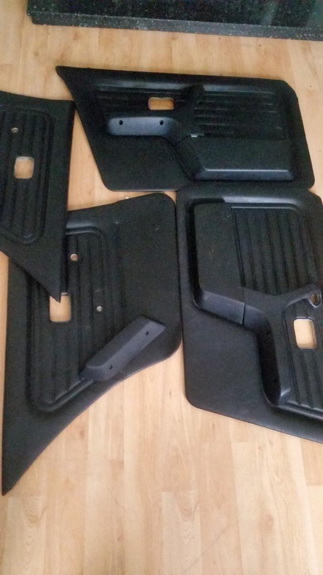 Image 2 of E30 BMW 320i -325i 4dr- LEATHER DOOR CARDS