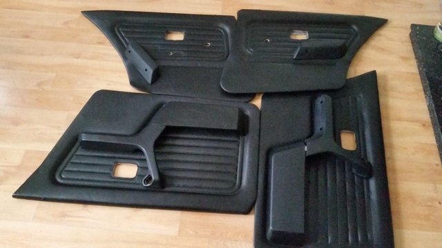 Image 3 of E30 BMW 320i -325i 4dr- LEATHER DOOR CARDS