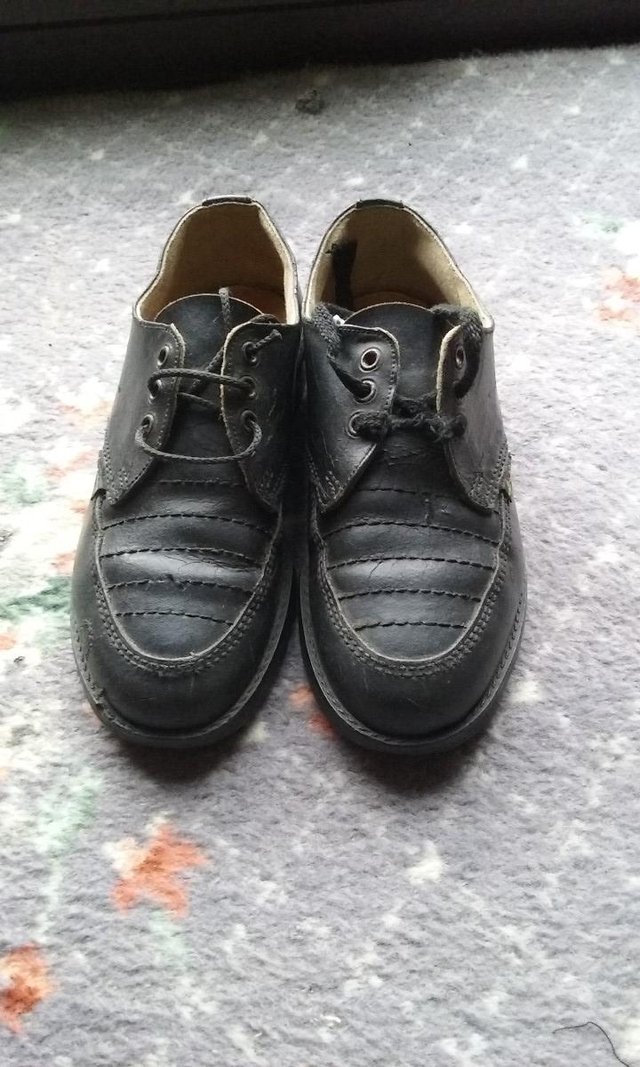 Preview of the first image of Shoes boys (size 2).