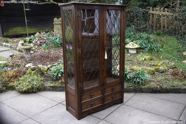 Image 2 of A JAYCEE OLD CHARM OAK DISPLAY CABINET BOOKCASE STAND UNIT