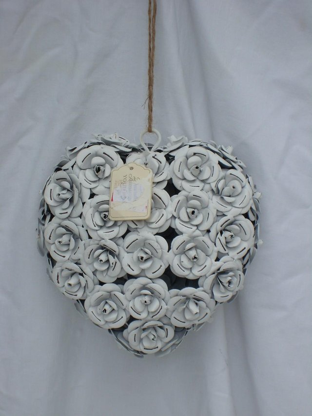 Image 2 of Shabby Chic Metal Hanging Heart NEW!