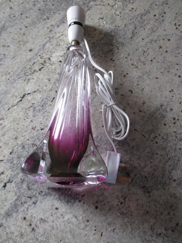 Image 2 of Cranberry Murano glass table lamp
