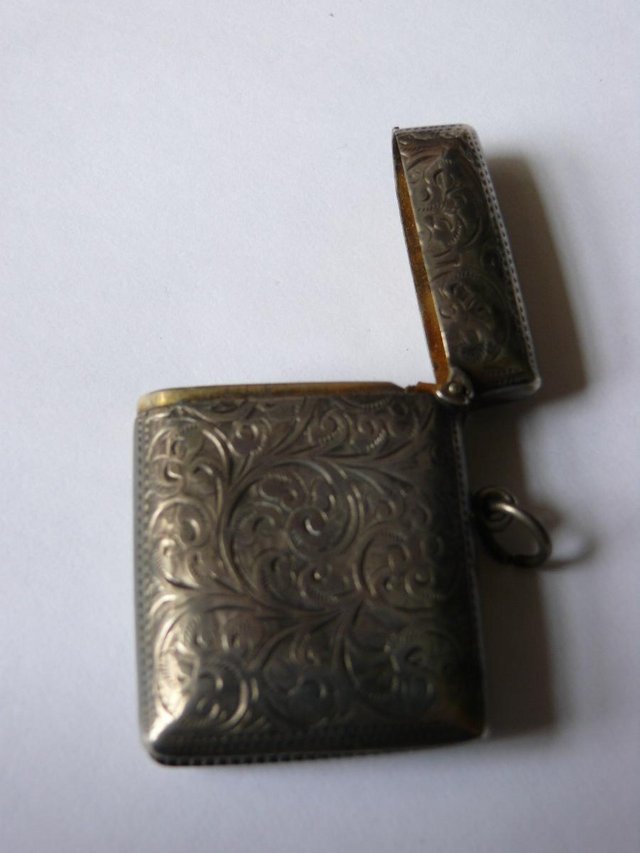 Image 3 of Antique Silver hallmarked Vesta Case