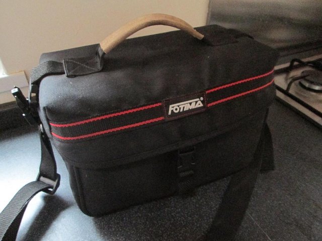 Preview of the first image of Medium sized camera Bag (Incl P&P).