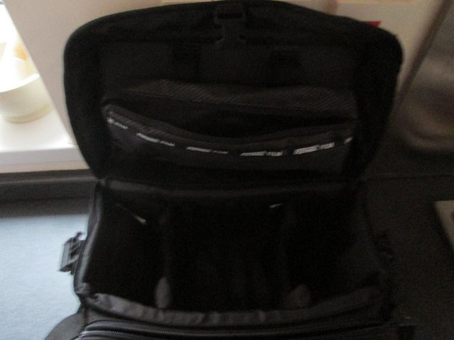 Image 2 of Medium sized camera Bag (Incl P&P)