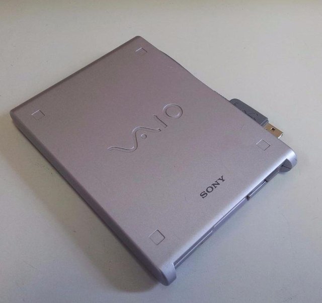 Preview of the first image of Sony Vaio PCGA-UFD5 portable Floppy Drive (P&P Incl).