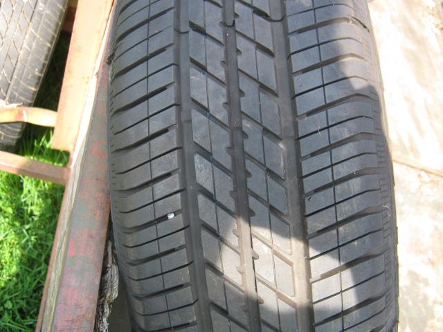 Image 2 of tyre