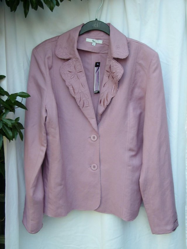 Preview of the first image of KLASS CLOTHING Pink Linen Mix Jacket Top Size 16 NEW.