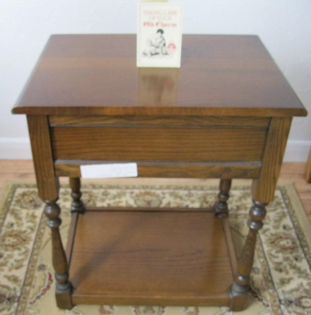 Image 4 of Wood Bros. OLD CHARM Lamp Table in Vintage Oak