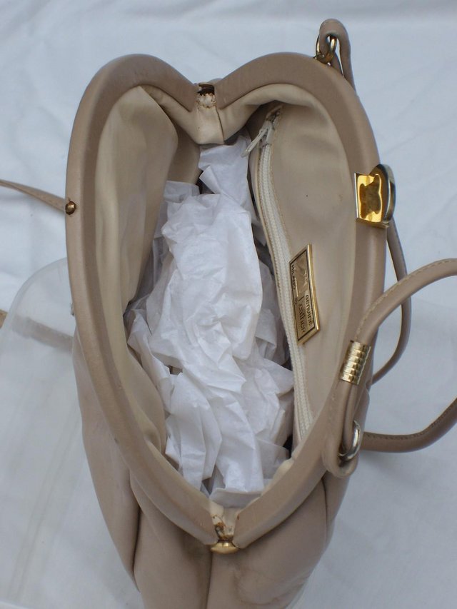 Image 2 of MILANO Vintage Beige Leather Snap Top Handbag