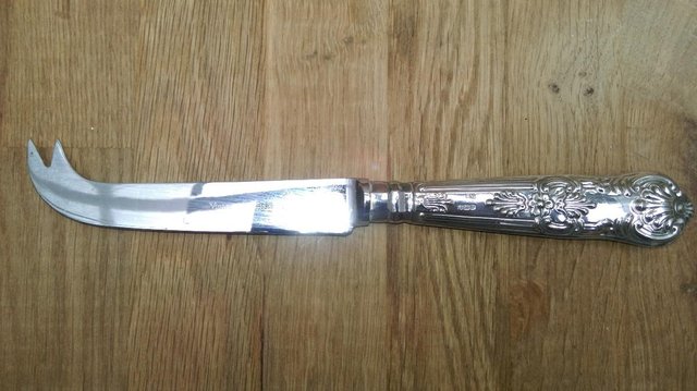 Image 3 of Fine Hallmarked Silver antique cheese knife [Boxed]