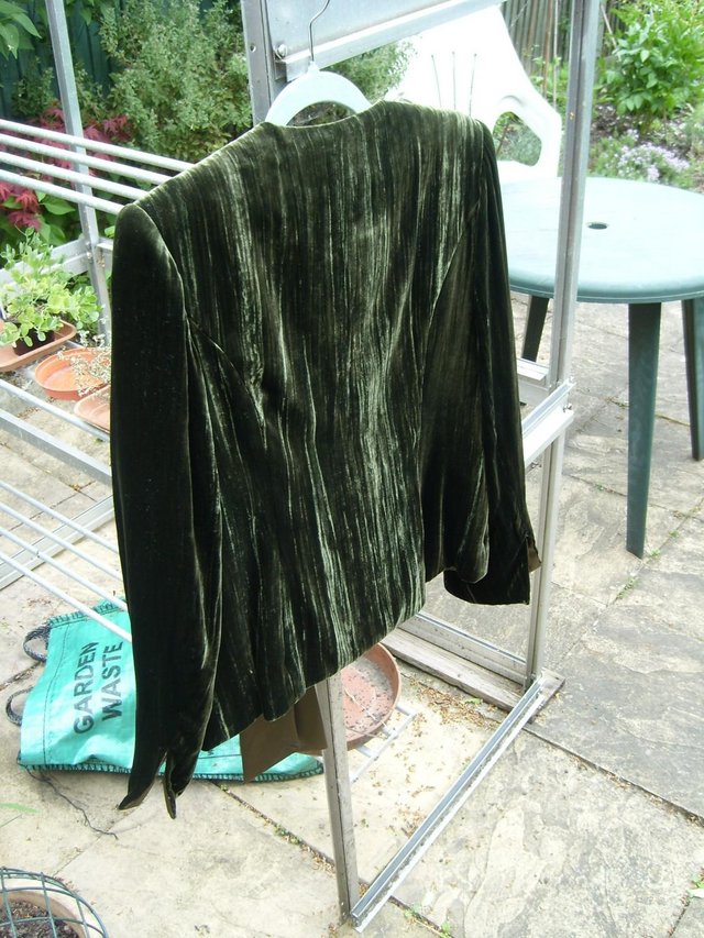 Image 3 of PETER MARTIN Velvet Jacket Top Size 12 NEW