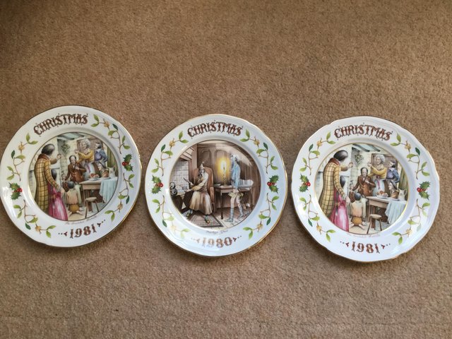 Image 2 of 3 Aynsley fine chine Christmas plates