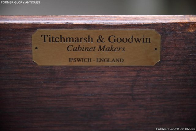 Image 9 of TITCHMARSH & GOODWIN CARVED OAK DRESSER BASE SIDEBOARD TABLE