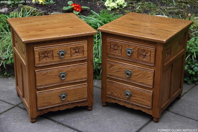 Image 75 of PAIR OF OLD CHARM OAK BEDSIDE LAMP TABLES CHEST OF DRAWERS