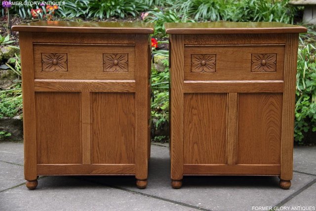 Image 86 of PAIR OF OLD CHARM OAK BEDSIDE LAMP TABLES CHEST OF DRAWERS