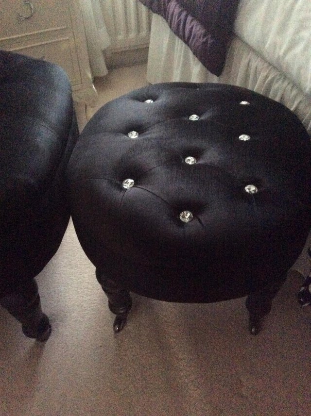 Image 3 of Black velvet stool with diamanté trim