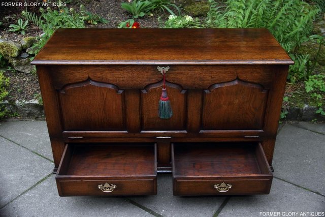 Image 9 of TITCHMARSH GOODWIN OAK BLANKET TOY DOWER CHEST BOX TV STAND