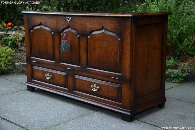 Image 10 of TITCHMARSH GOODWIN OAK BLANKET TOY DOWER CHEST BOX TV STAND
