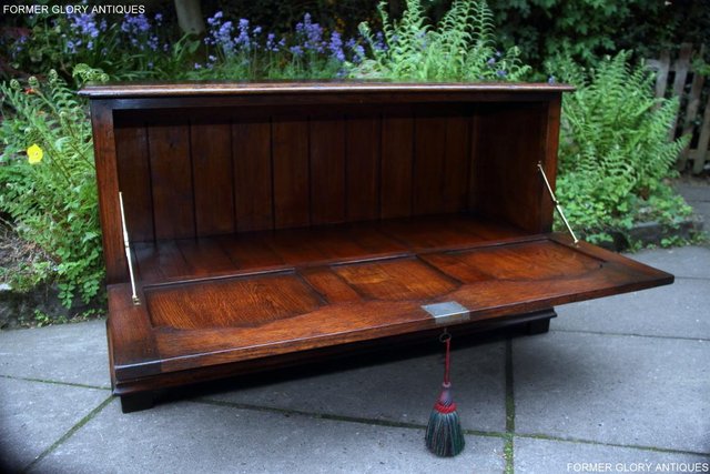 Image 19 of TITCHMARSH GOODWIN OAK BLANKET TOY DOWER CHEST BOX TV STAND